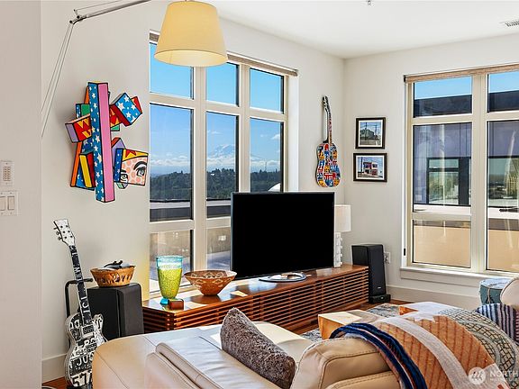 4th image of 1501 Tacoma Avenue S #605
