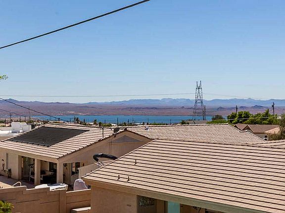 3rd image of 3293 Desert Sage Dr