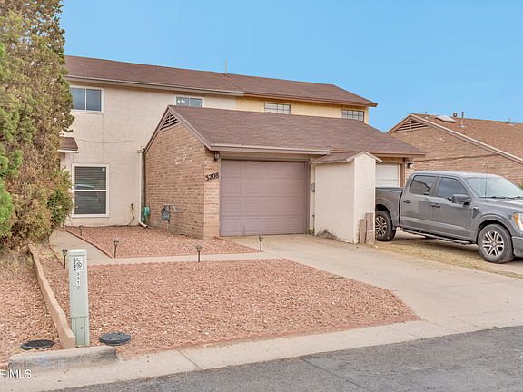 3rd image of 3208 Isla Bahia Way