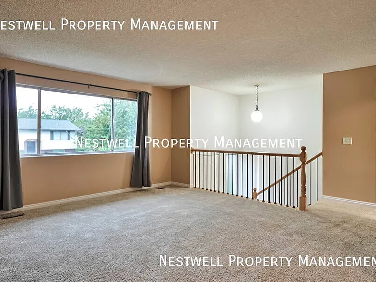 815 E Dusty Rock Pl — Photo 8
