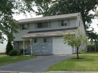 63 Victory Pl, East Brunswick, NJ 08816