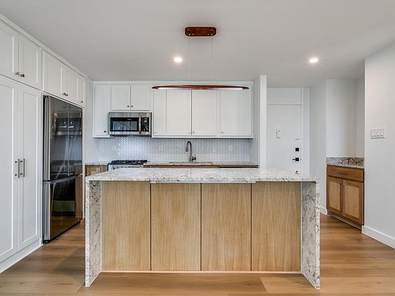 5th image of 3883 Turtle Creek Blvd APT 1808