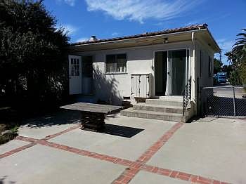 2nd image of 209 Los Aguajes Ave