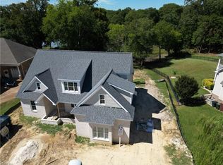 325 Tindalls Ct, Suffolk, VA 23436
