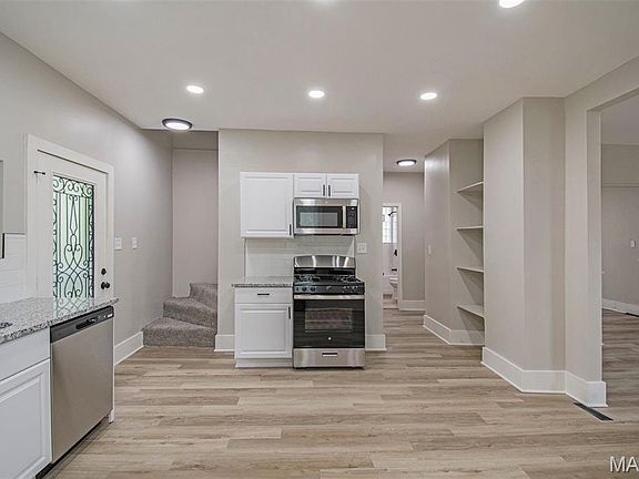 4th image of 308 Madison Ave