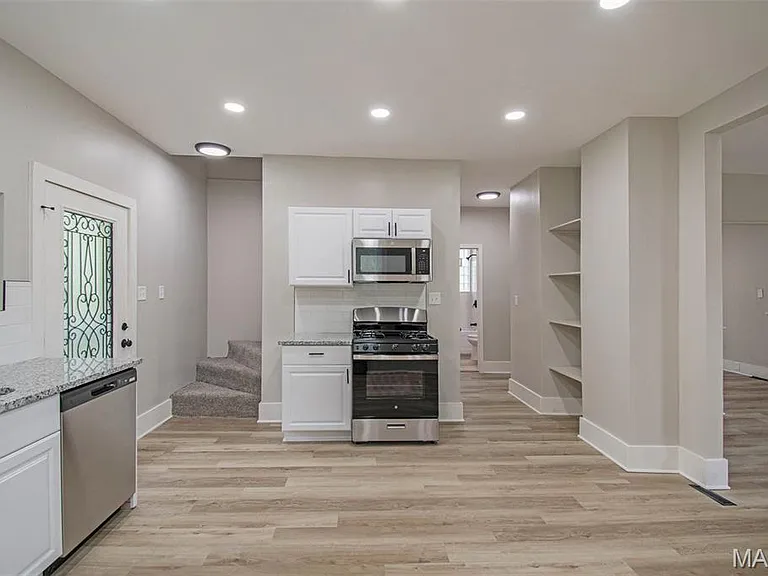 308 Madison Ave — Photo 4