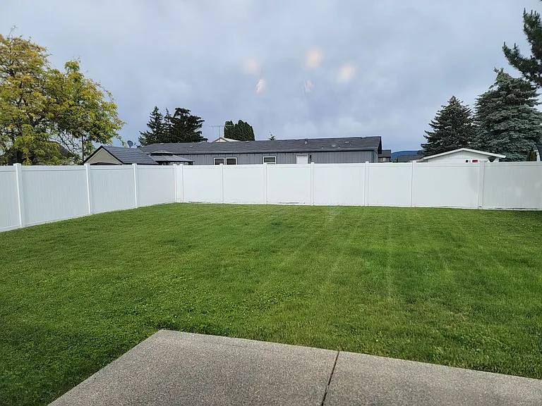 1702 N Aladdin Rd — Photo 11