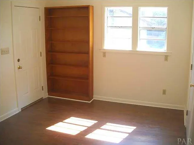 2016 N 10th Ave — Photo 10