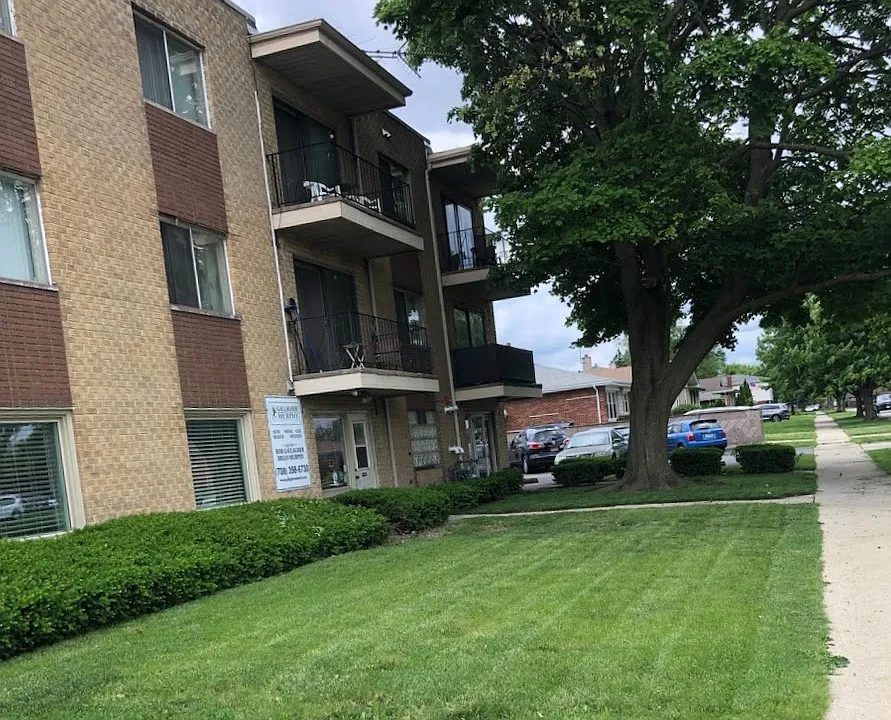 10232 S Kenton Ave #302