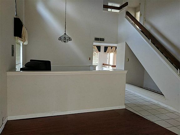 5th image of 11806 Peach Grove Dr