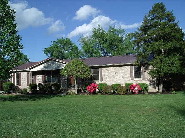 1st image of 118 Lake Ct