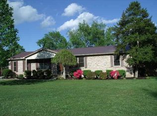 118 Lake Ct, Estill Springs, TN 37330