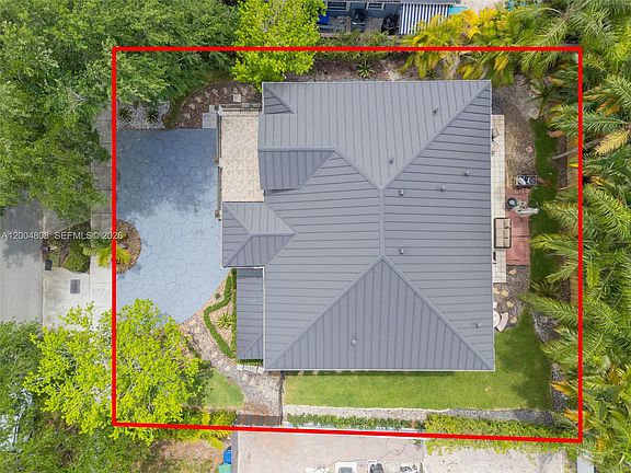 4th image of 16230 NW 84th Ct