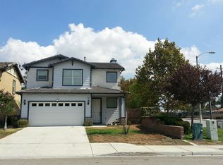 7285 Seeley Ct, Highland, CA 92346