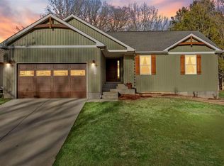31905 Red Cedar Ct, Foristell, MO 63348