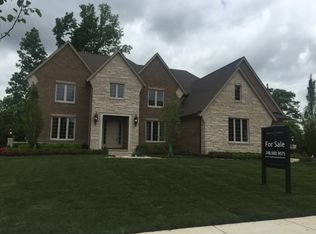 2520 Beachview Ct, Troy, MI 48098