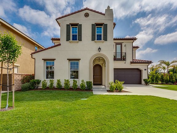 3rd image of 821 E Manresa Dr