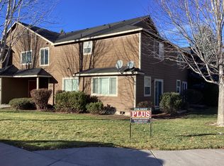 1817 SW Reindeer Ave, Redmond, OR 97756