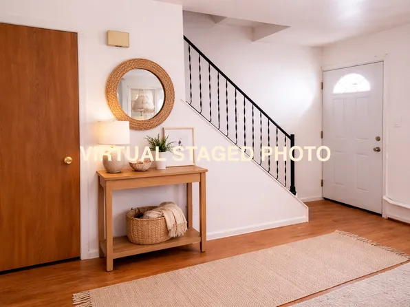 16 4th St, Slatington, PA 18080