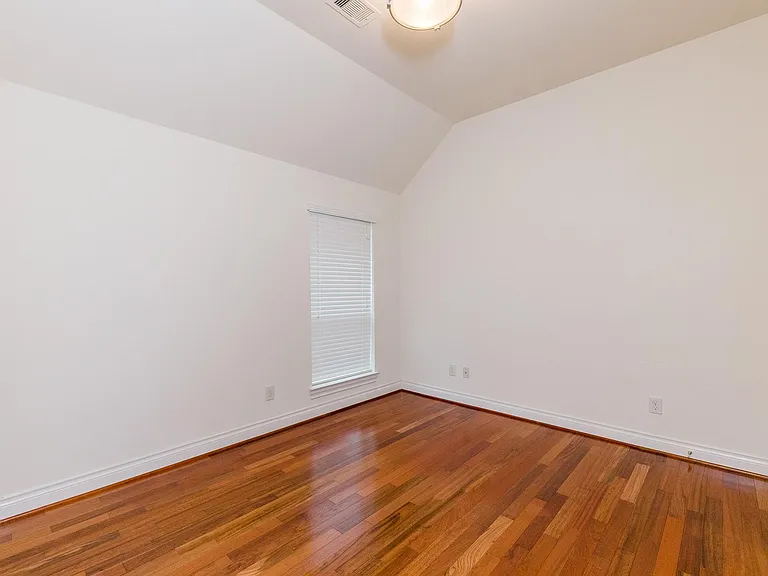 2703 Wild Lilac Dr — Photo 8