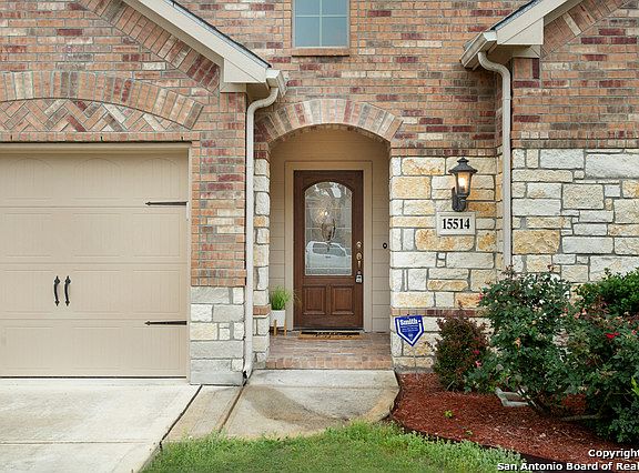 5th image of 15514 Bayakoa Ct