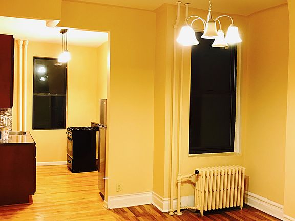 5th image of 873 Saint Johns Pl APT 8