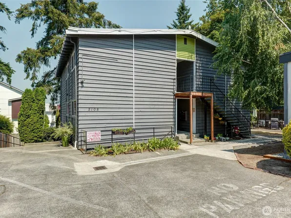 2108 NE 85th Street, Seattle, WA 98115