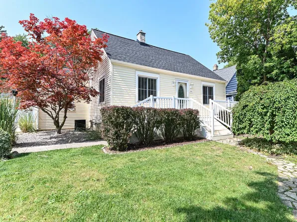 3539 South 83rd STREET, Milwaukee, WI 53220