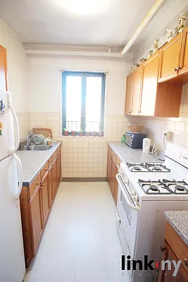 Sold by Link NY Realty | media 10