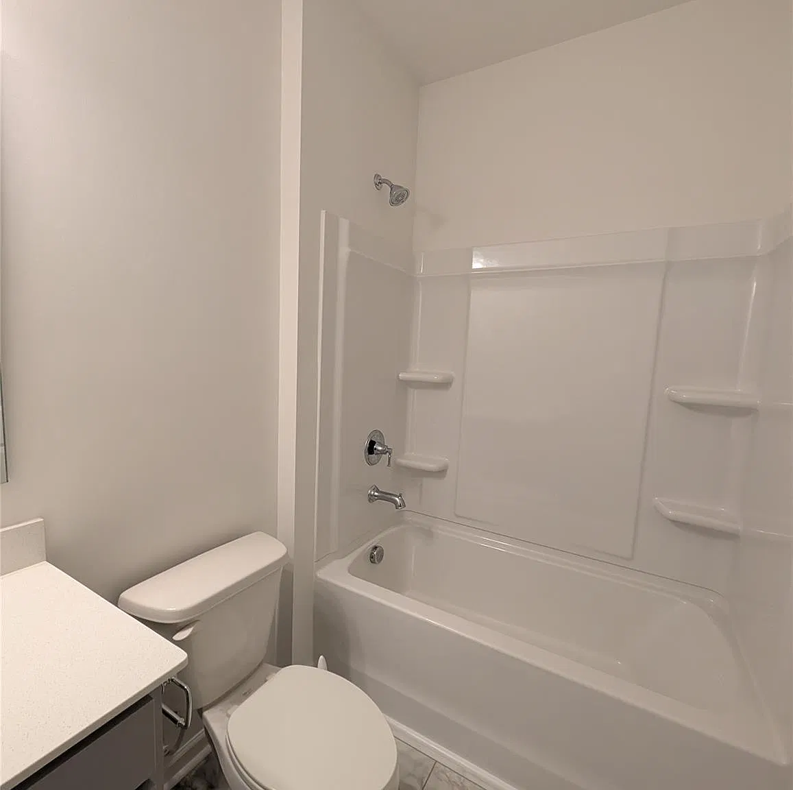 5 bed, 2.5 bath, 2655 sqft, $2,850 — Photo 4