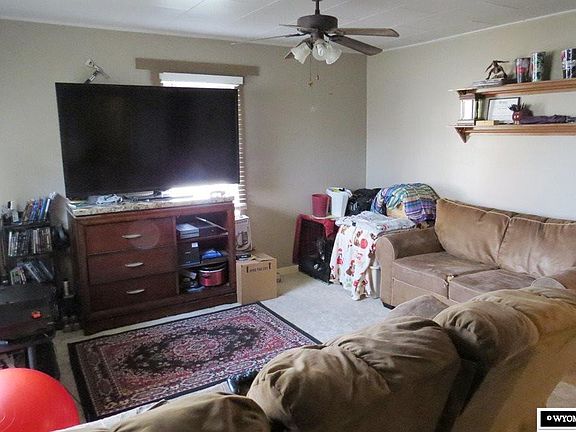 5th image of 923 E Park Ave