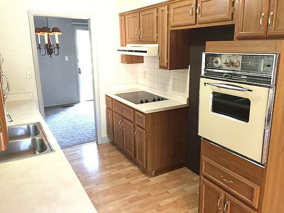 5th image of 4139 Shelley Dr