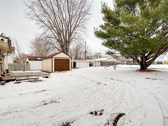 3rd image of 1784 Lincoln Ave