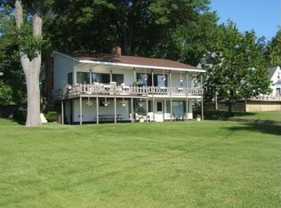 6630 Lamos Rd, Montague, MI 49437