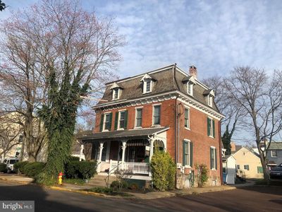 43 E Oakland Ave, Doylestown, PA, 18901