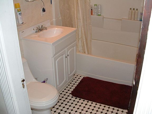 5th image of 350 Saint Paul St #3