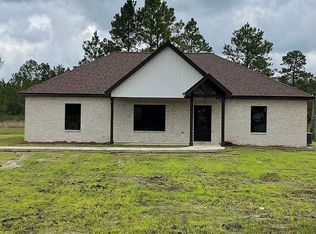 16000 Grafe Homestead Rd, Moss Point, MS 39562