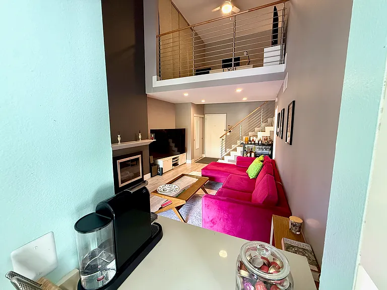 14302 Summertime Ln — Photo 11