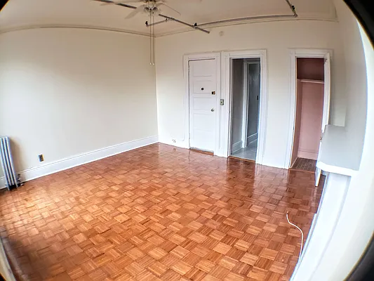 Rented by Uptown Flats LLC | media 29