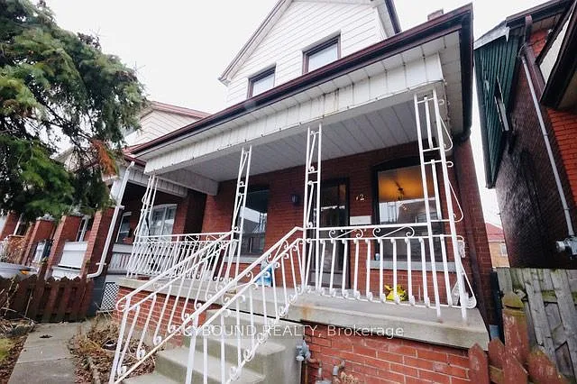 72 Somerset Ave #3