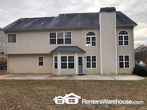 2nd image of 105 Havenwood Ln