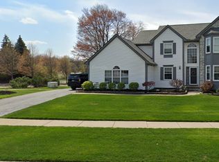 2513 Huntington Dr, Lake Orion, MI