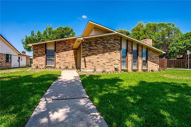 2nd image of 4133 Aralia St