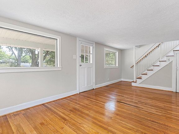 2nd image of 6106 Igloe Dr
