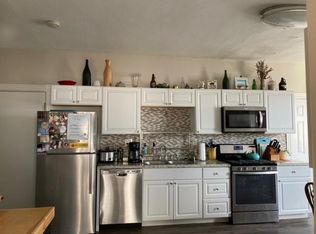 104 Knight St APT 3, Providence, RI 02909