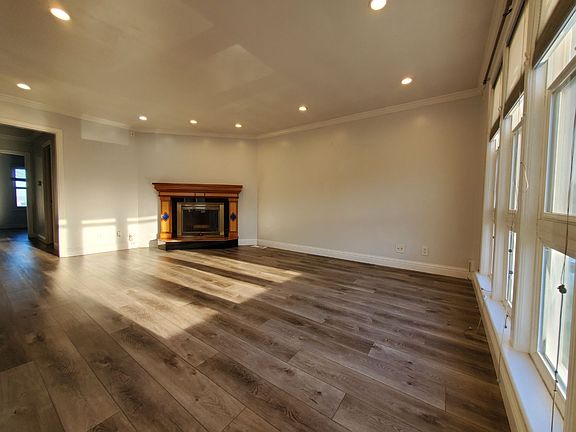 3rd image of 228 Mastick Ave