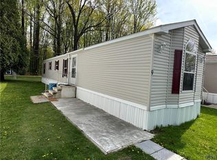 8220 Airport Rd TRAILER 9, Northampton, PA 18067