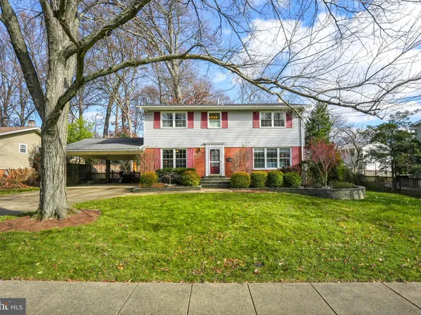 2635 Bowling Green Dr, Vienna, VA 22180