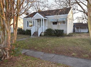 318 Ivey Ave, Colonial Heights, VA 23834