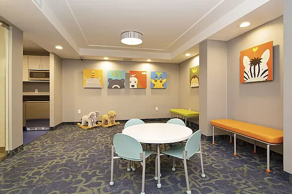 Rented by Living New York | media 12